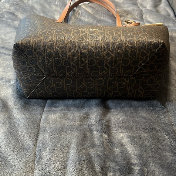 BNWT Calvin Klein purse w tote purse - Picture 2 of 6